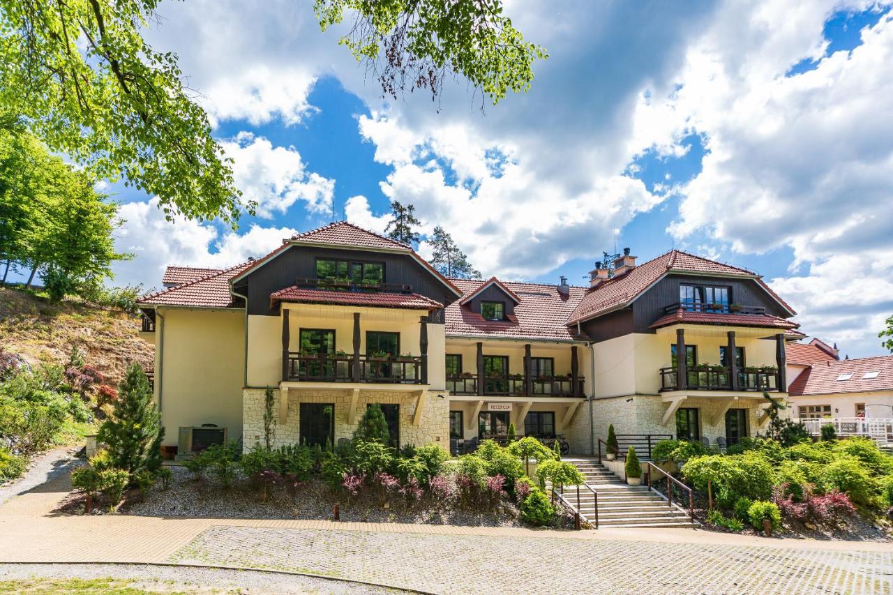 Berberys Park Hotel Kazimierz Dolny Exteriör bild