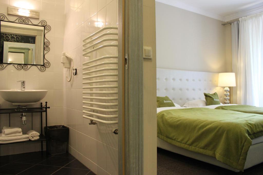 Berberys Park Hotel Kazimierz Dolny Rum bild