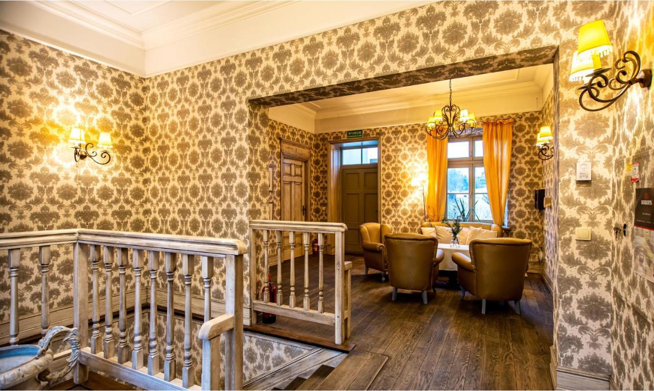 Berberys Park Hotel Kazimierz Dolny Exteriör bild